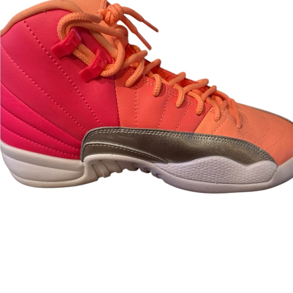 Nike Air Jordan 12 Sunrise 6Y/7.5W - Picture 2 of 9